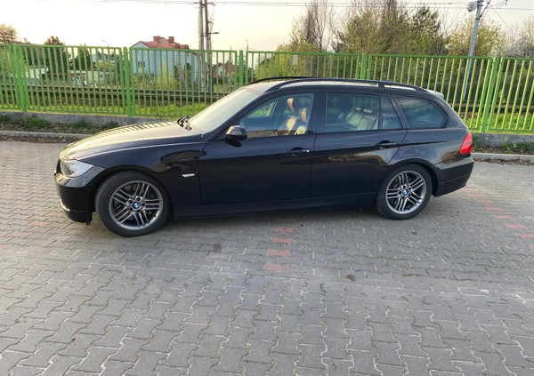 BMW Seria 3 cena 52000 przebieg: 357700, rok produkcji 2007 z Ząbki małe 704